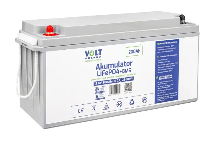 Akumulator LiFePO4+BMS 12.8V 200Ah to idealny wybór, jeśli zastanawiasz się, jaki akumulator do łodzi wędkarskiej będzie najlepszy. Zapewnia moc 2560Wh.